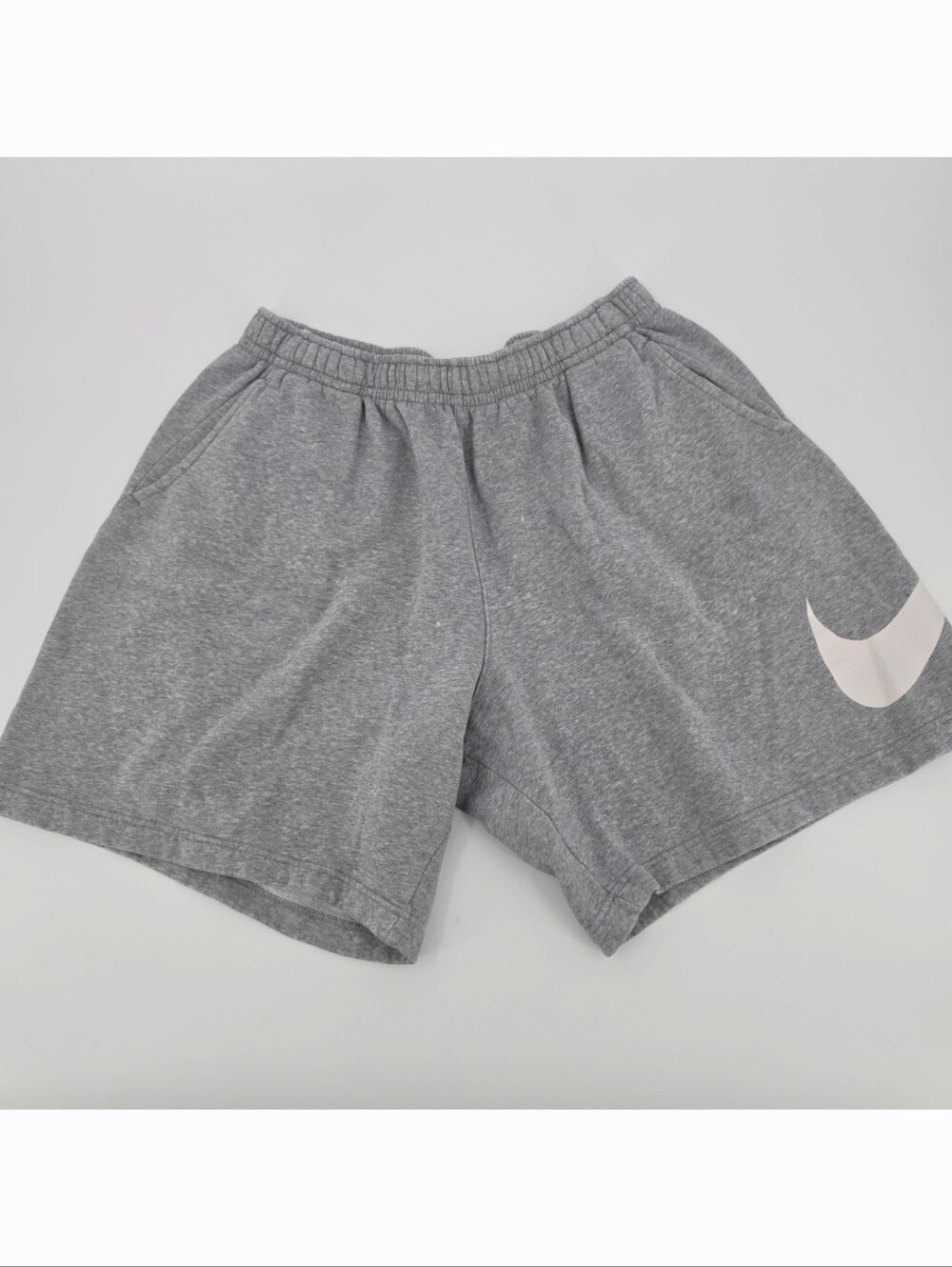 Nike Sportswear Club Fleece Graphic Shorts XXL Gray White Logo